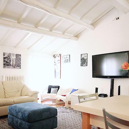 Bianco Apartment Верона Экстерьер фото