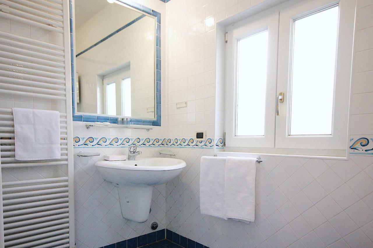 Bianco Apartment Верона Экстерьер фото